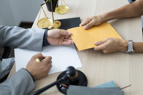 What are the key legal issues for UK businesses to consider when adopting cloud storage solutions?